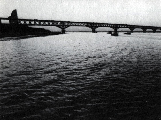 Мост через Янцзы