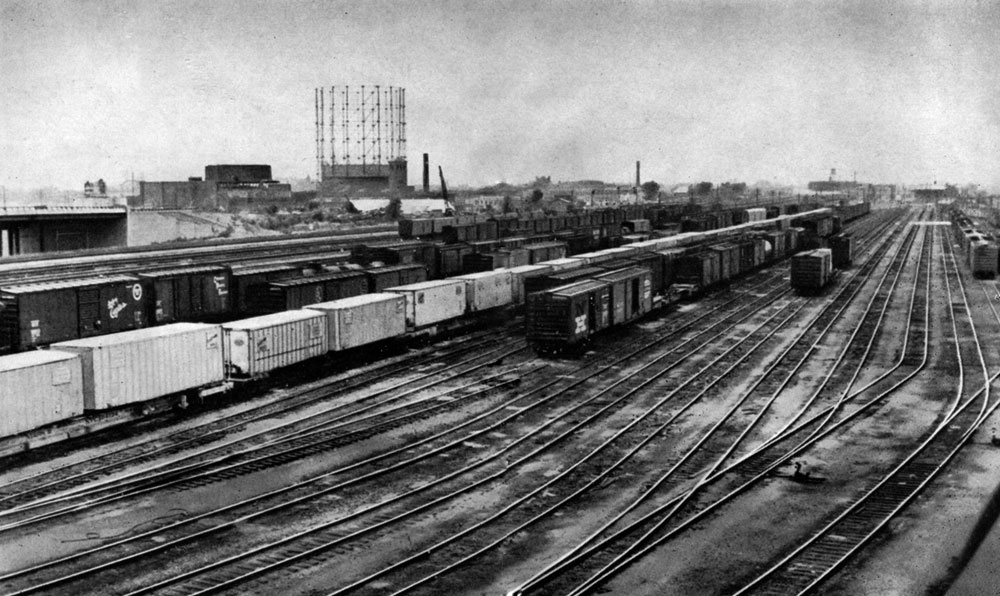 Железнодорожная станция близ Чикаго. Сто лет назад строительство железных дорог положило начало многим американским состояниям